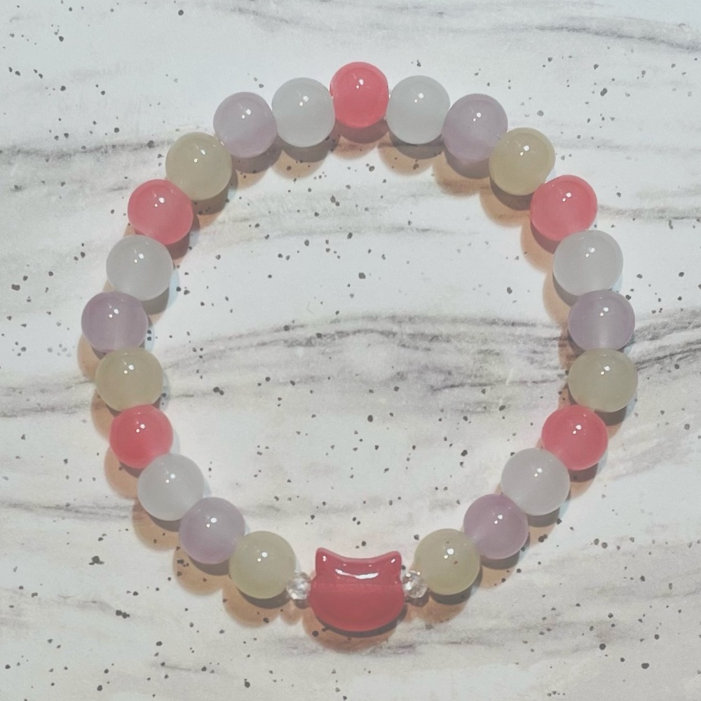 Glass Beaded Bracelet with Cat Charm | Pastel Colors
